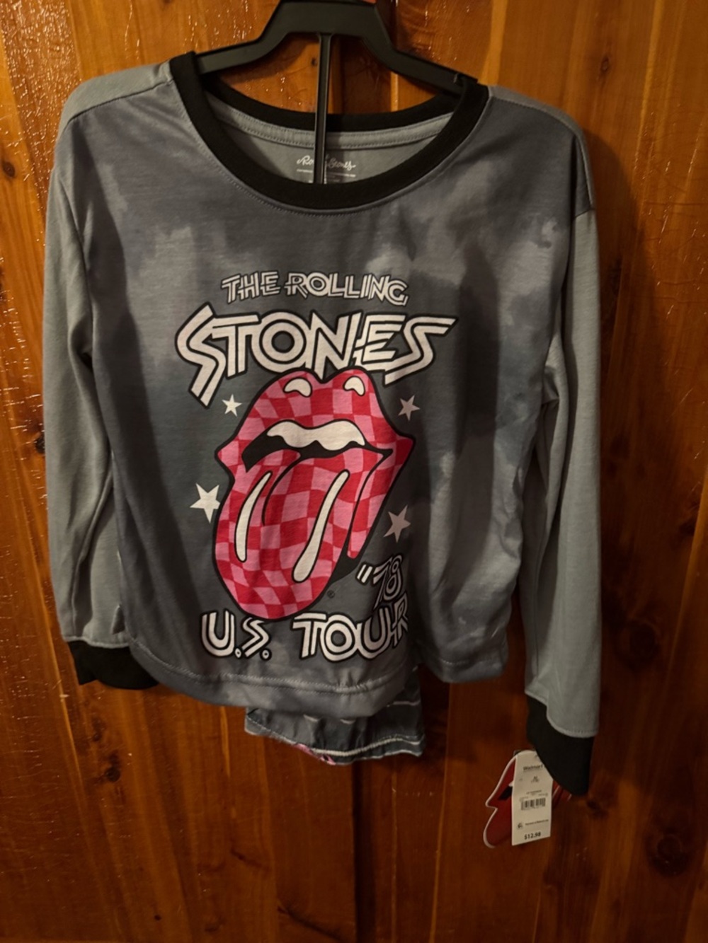 Rolling Stones Graphic Long-Sleeve Kids Pajama set Gray with Pink LogoSize 7/8!